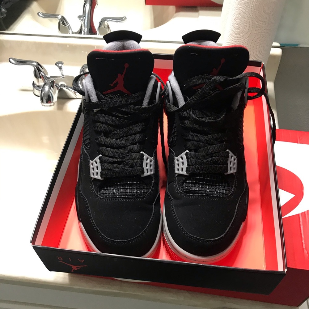 Jordan 4